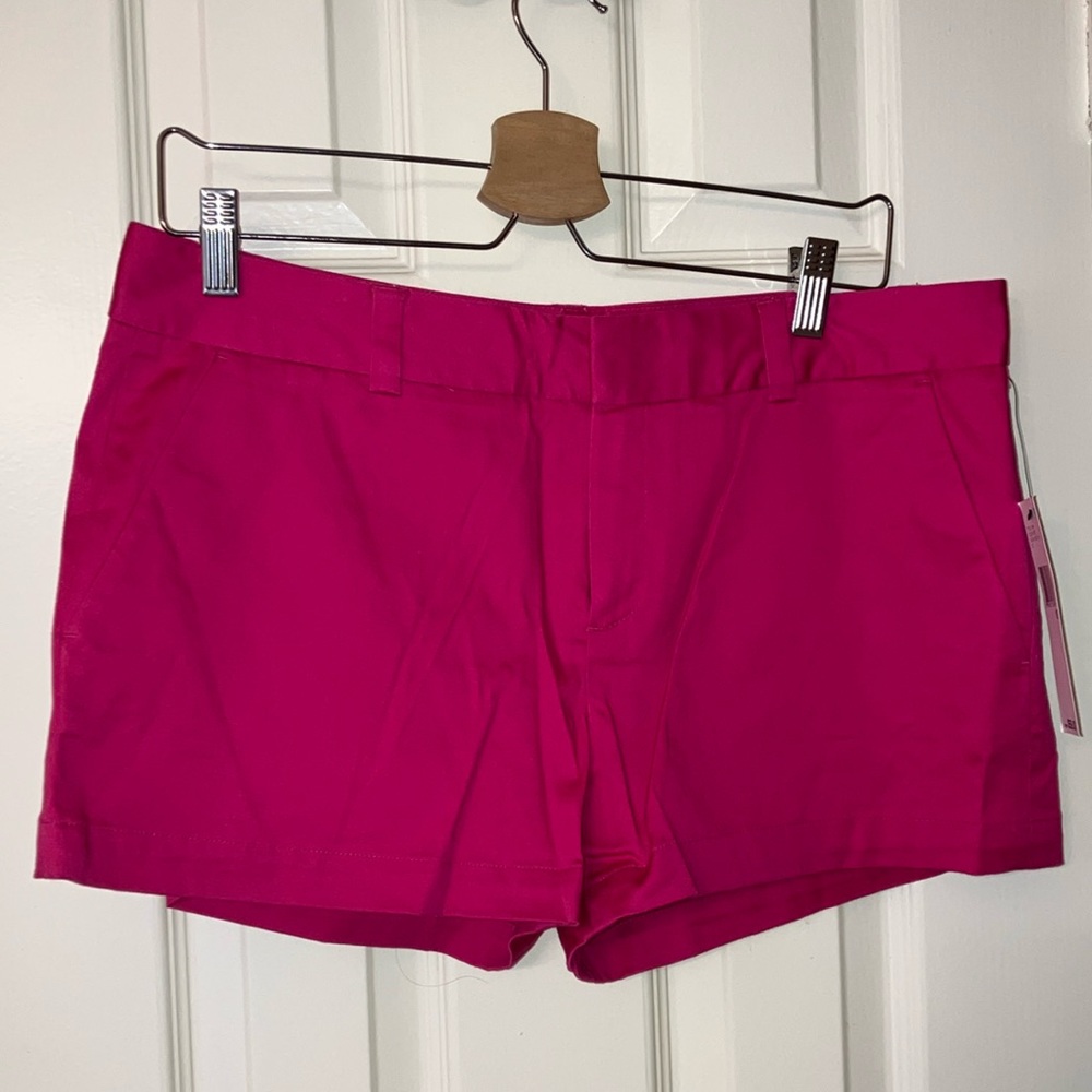 DKNY NWT shorts sz. 10